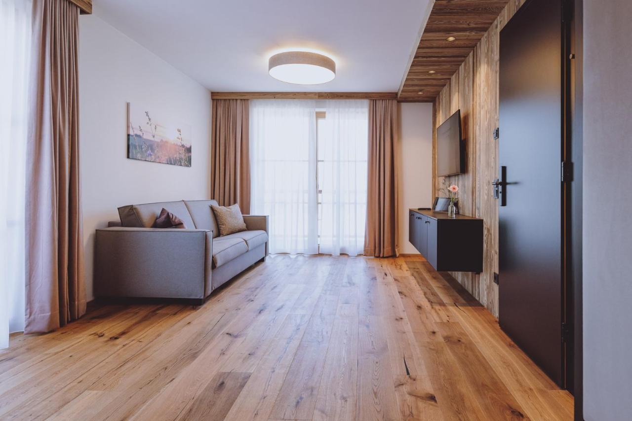 Zaglgut Hotel-Chalets Wellness & Views With Summer Card Included 卡普伦 外观 照片