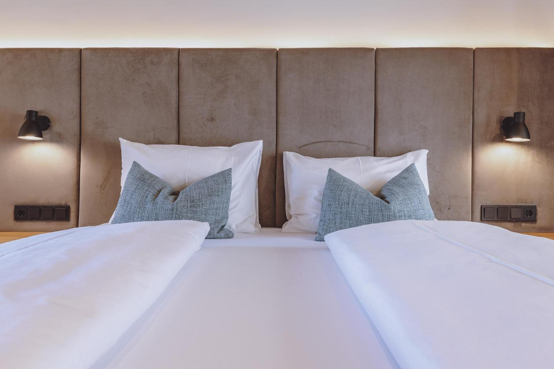 Zaglgut Hotel-Chalets Wellness & Views With Summer Card Included 卡普伦 外观 照片