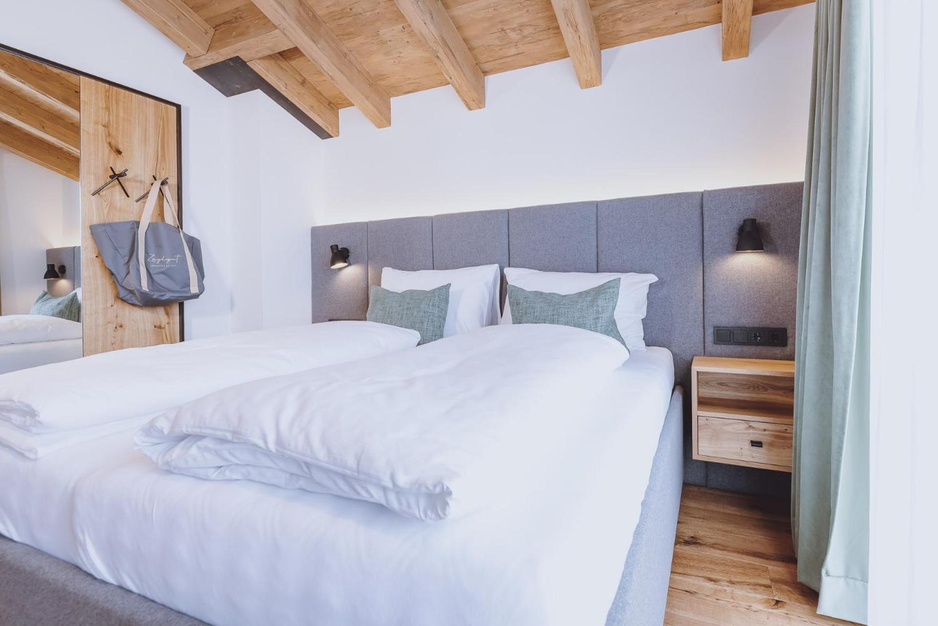 Zaglgut Hotel-Chalets Wellness & Views With Summer Card Included 卡普伦 外观 照片